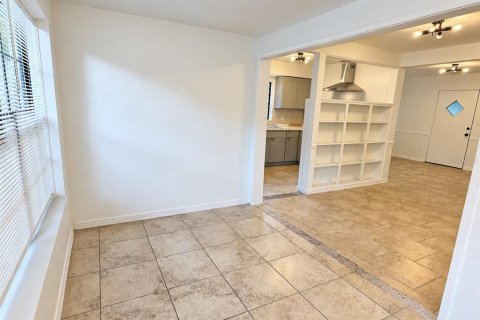 Appartement à louer à Orlando, Floride: 2 chambres, 98.1 m2 № 2411437 - photo 15