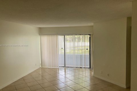 Copropriété à vendre à West Palm Beach, Floride: 1 chambre, 72 m2 № 2082353 - photo 6
