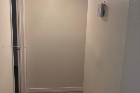 Copropriété à vendre à West Palm Beach, Floride: 1 chambre, 72 m2 № 2082353 - photo 5