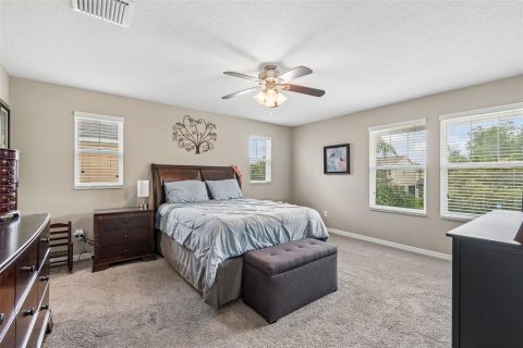 Townhouse in Lutz, Florida 4 bedrooms, 194.91 sq.m. № 2299785 - photo 19