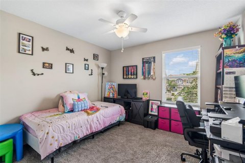 Townhouse in Lutz, Florida 4 bedrooms, 194.91 sq.m. № 2299785 - photo 28