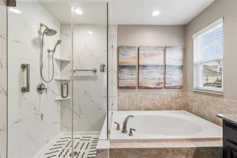 Townhouse in Lutz, Florida 4 bedrooms, 194.91 sq.m. № 2299785 - photo 25