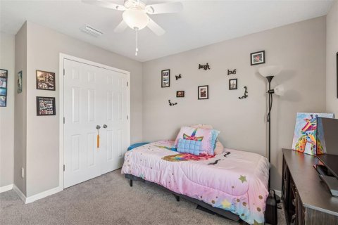 Townhouse in Lutz, Florida 4 bedrooms, 194.91 sq.m. № 2299785 - photo 29