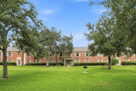 Condo à Casselberry, Floride, 2 chambres  № 2355652
