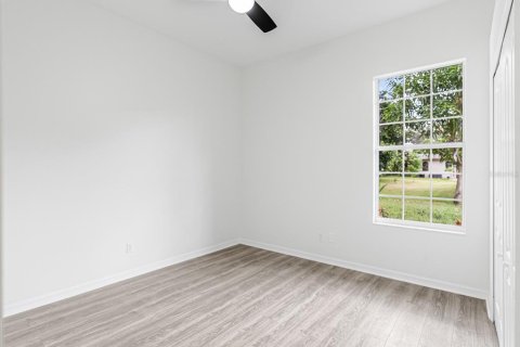 Купить виллу или дом в Киссимми, Флорида 9 комнат, 219.16м2, № 2212314 - фото 24