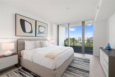 Copropriété à vendre à Bay Harbor Islands, Floride: 2 chambres, 172.89 m2 № 2046777 - photo 16