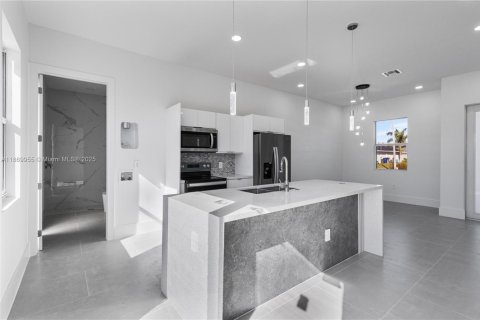 Casa en venta en Lehigh Acres, Florida, 3 dormitorios, 97.55 m2 № 1896929 - foto 17