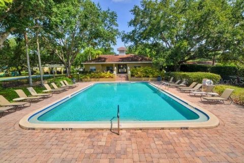 Condo in Palm Harbor, Florida, 2 bedrooms № 2233746 - photo 20
