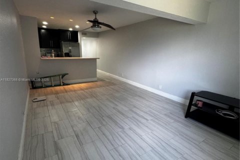 Condo in Boca Raton, Florida, 2 bedrooms  № 1798913 - photo 7