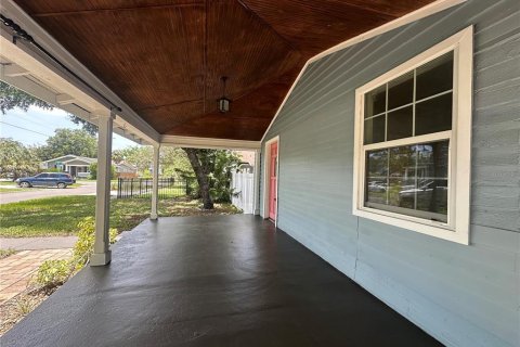 Casa en alquiler en Tampa, Florida, 3 dormitorios, 119.66 m2 № 1848117 - foto 5