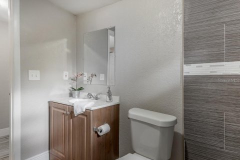 Casa en alquiler en Tampa, Florida, 3 dormitorios, 119.66 m2 № 1848117 - foto 22