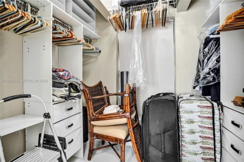 Купить таунхаус в Майами, Флорида 2 спальни, 93.83м2, № 2050805 - фото 27