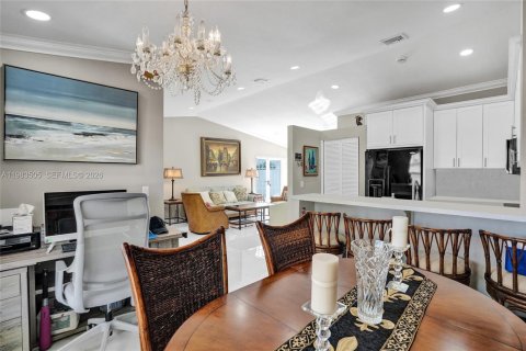 Купить таунхаус в Майами, Флорида 2 спальни, 93.83м2, № 2050805 - фото 2