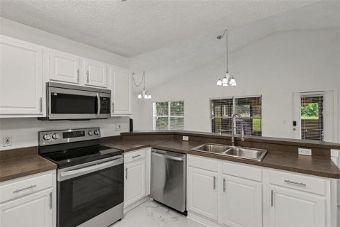 Casa en venta en Palm Bay, Florida, 3 dormitorios, 167.97 m2 № 2386716 - foto 8