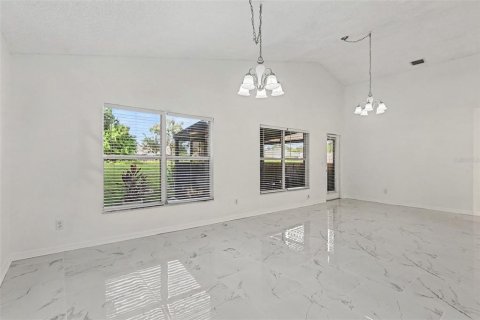 Casa en venta en Palm Bay, Florida, 3 dormitorios, 167.97 m2 № 2386716 - foto 26