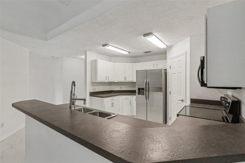 Casa en venta en Palm Bay, Florida, 3 dormitorios, 167.97 m2 № 2386716 - foto 10