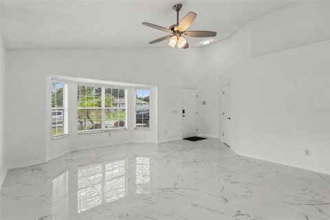 Casa en venta en Palm Bay, Florida, 3 dormitorios, 167.97 m2 № 2386716 - foto 6