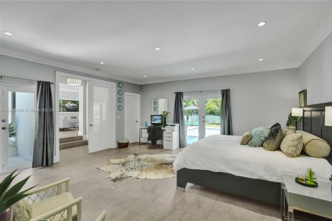 House in Coral Gables, Florida 5 bedrooms, 320.05 sq.m. № 1695636 - photo 28