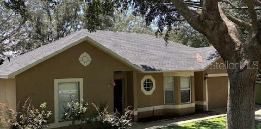 Casa en Minneola, Florida 4 dormitorios, 156.54 m2 № 1906187