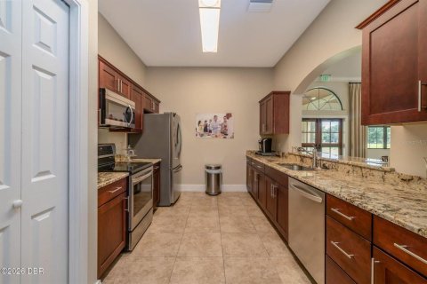 Copropriété à vendre à Ormond Beach, Floride: 3 chambres, 141.49 m2 № 2430466 - photo 29