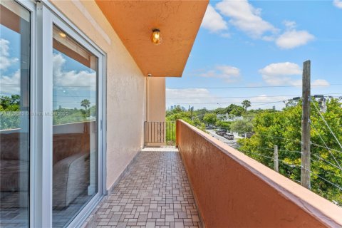 Copropriété à vendre à Miami, Floride: 1 chambre, 55.74 m2 № 1783707 - photo 14