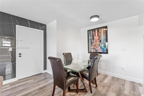 Copropriété à vendre à Miami, Floride: 1 chambre, 55.74 m2 № 1783707 - photo 5