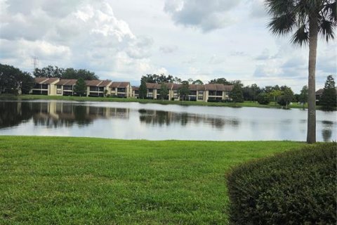 Copropriété à louer à Oldsmar, Floride: 2 chambres, 97.92 m2 № 2385943 - photo 3