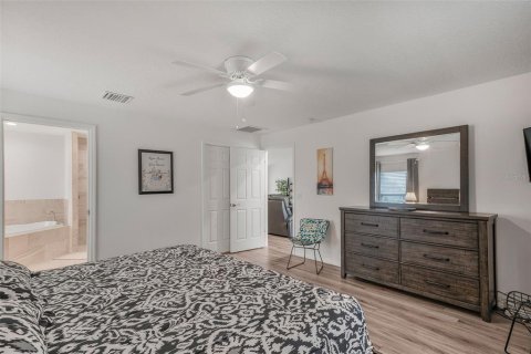 House in Inverness, Florida 4 bedrooms, 180.6 sq.m. № 1822295 - photo 29