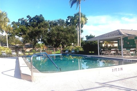 House in Sarasota, Florida 2 bedrooms, 140.84 sq.m. № 1832944 - photo 22