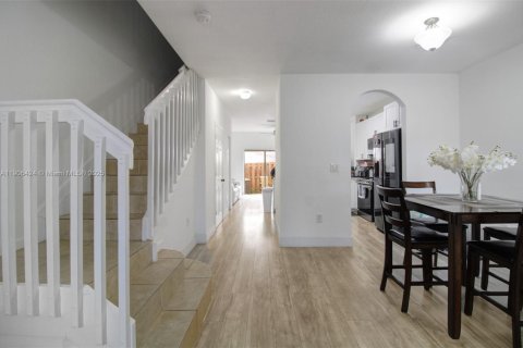 Купить виллу или дом в Хомстед, Флорида 3 спальни, 108.6м2, № 1957065 - фото 5