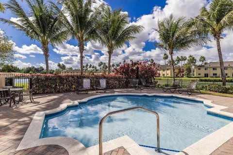 Купить виллу или дом в Хомстед, Флорида 3 спальни, 108.6м2, № 1957065 - фото 16