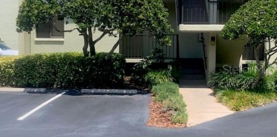 Condo in Saint Petersburg, Florida, 2 bedrooms  № 2230889