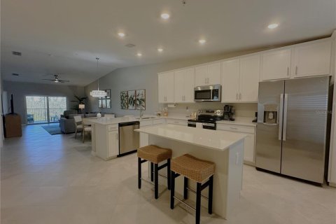 Apartamento en alquiler en Punta Gorda, Florida, 2 dormitorios, 145.76 m2 № 1908440 - foto 3