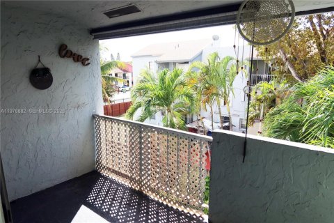 Купить кондоминиум в Хайалиа, Флорида 1 спальня, 73.39м2, № 2043444 - фото 11