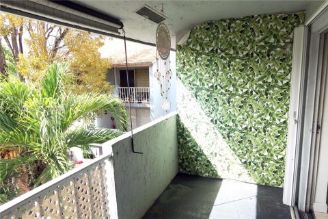 Купить кондоминиум в Хайалиа, Флорида 1 спальня, 73.39м2, № 2043444 - фото 12