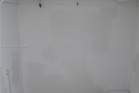 Купить кондоминиум в Хайалиа, Флорида 1 спальня, 73.39м2, № 2043444 - фото 7