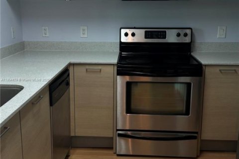 Condominio en venta en Miami, Florida, 1 dormitorio, 63.08 m2 № 1956345 - foto 9