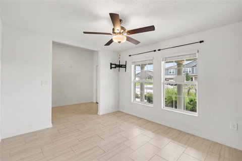 Villa ou maison à vendre à Wimauma, Floride: 4 chambres, 210.89 m2 № 2258536 - photo 4
