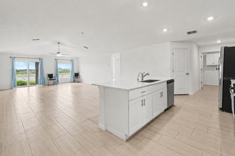 Villa ou maison à vendre à Wimauma, Floride: 4 chambres, 210.89 m2 № 2258536 - photo 3