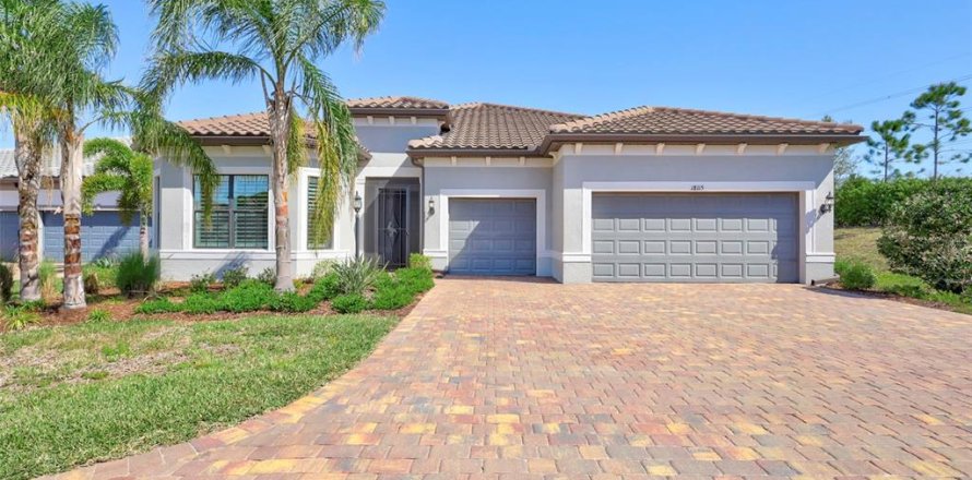 Casa en Bradenton, Florida 3 dormitorios, 267.09 m2 № 1582685