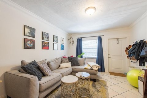 Apartamento en alquiler en Fort Lauderdale, Florida, 1 dormitorio, 911.46 m2 № 2417390 - foto 4
