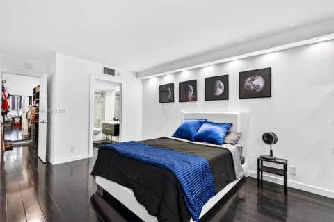 Copropriété à louer à Hallandale Beach, Floride: 1 chambre, 76.92 m2 № 2153717 - photo 18