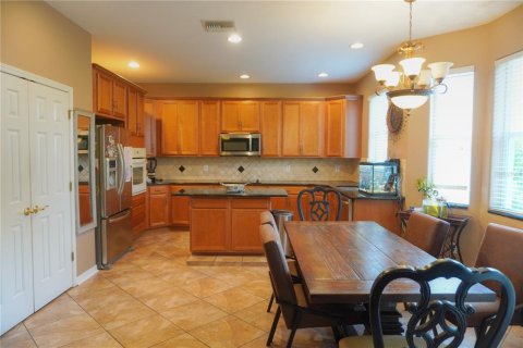 House in Wesley Chapel, Florida 5 bedrooms, 271.46 sq.m. № 1852694 - photo 5