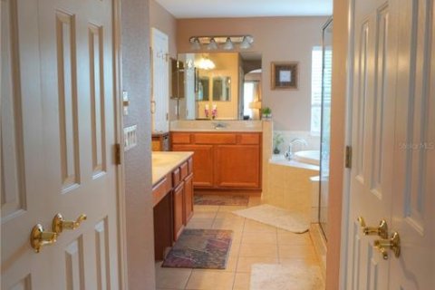 House in Wesley Chapel, Florida 5 bedrooms, 271.46 sq.m. № 1852694 - photo 14