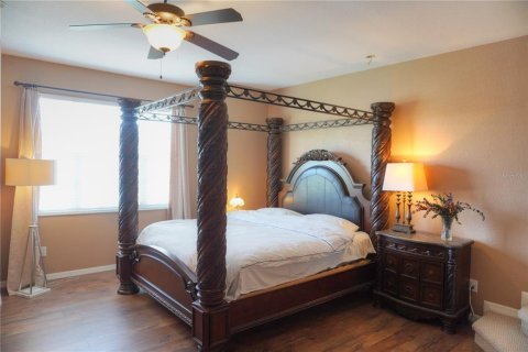 House in Wesley Chapel, Florida 5 bedrooms, 271.46 sq.m. № 1852694 - photo 12