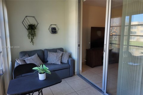 Copropriété à louer à Tamarac, Floride: 1 chambre, 61.32 m2 № 1984526 - photo 22