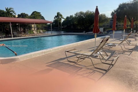 Copropriété à louer à Tamarac, Floride: 1 chambre, 61.32 m2 № 1984526 - photo 24