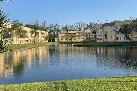 Copropriété à louer à Tamarac, Floride: 1 chambre, 61.32 m2 № 1984526 - photo 28