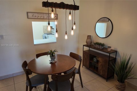 Copropriété à louer à Tamarac, Floride: 1 chambre, 61.32 m2 № 1984526 - photo 20