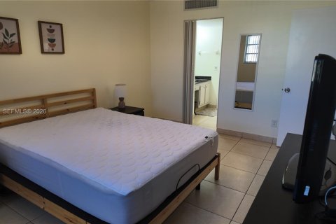 Copropriété à louer à Tamarac, Floride: 1 chambre, 61.32 m2 № 1984526 - photo 14